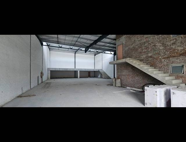 INDUSTRIAL FOR SALE IN FIRGROVE INDUSTRIAL ESTATE